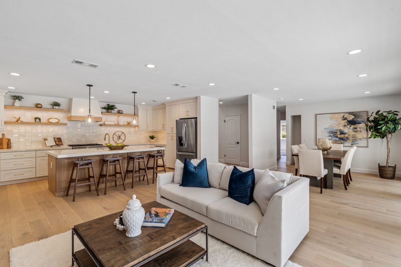 Bahia 7.5"w photo courtesy mentioned below Sonoma Mission Collection - 7.5"w